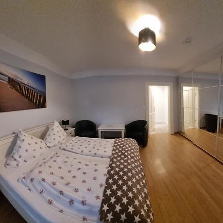 Hotel-Cafe-Lindow Wenningstedt-Braderup Ngoại thất bức ảnh